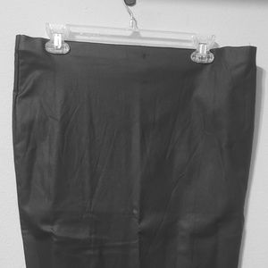 Skirt/brand new/leather